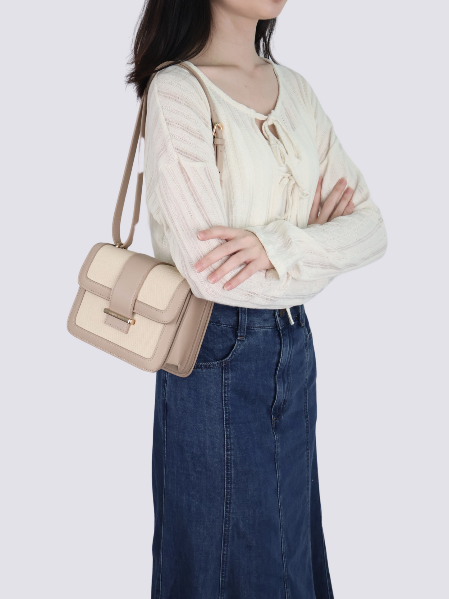 Nicole Vintage Crossbody Bag