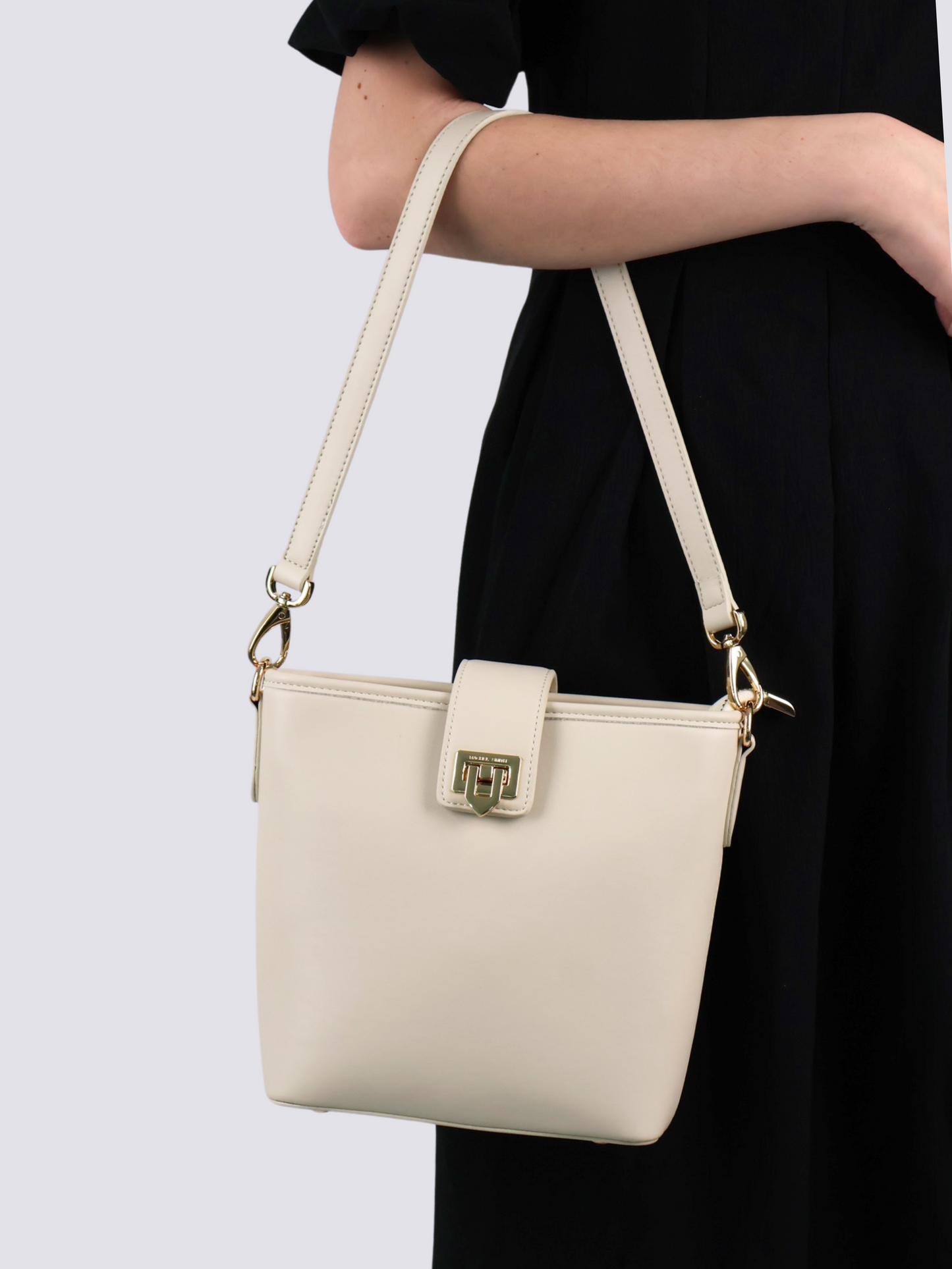 Molly Push-Lock Bucket Bag