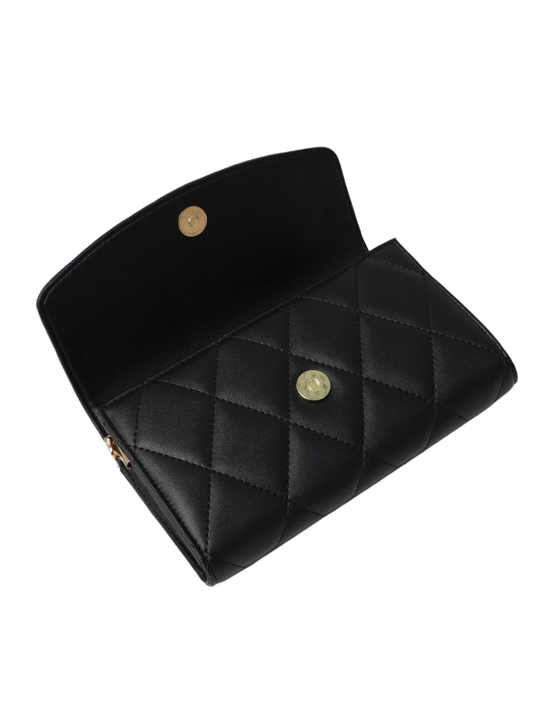 Krystal Quilted Wallet On Chain