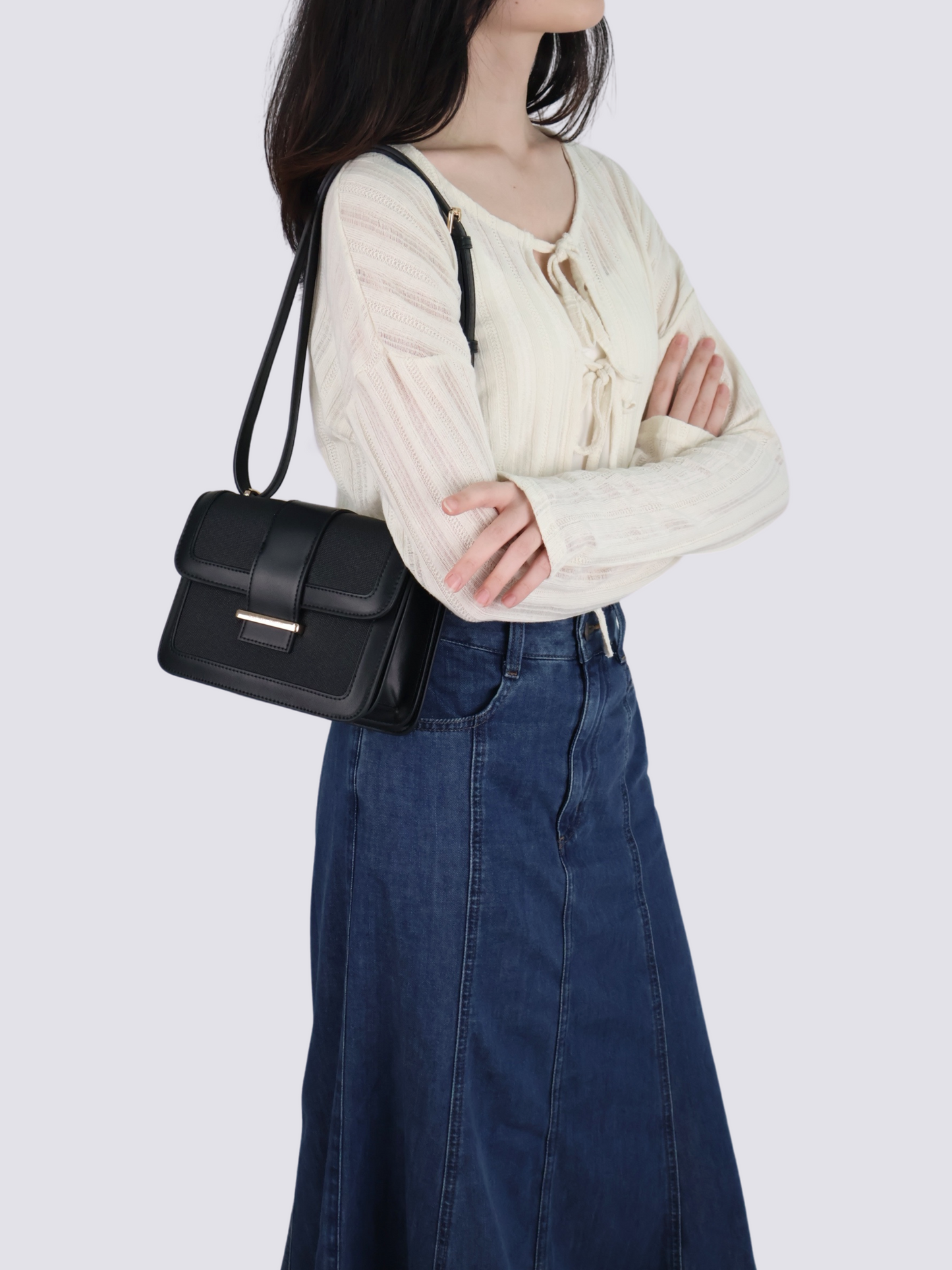 Nicole Vintage Crossbody Bag