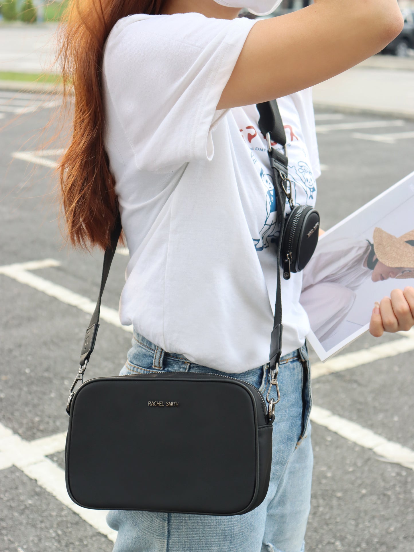 Leslie Unisex Nylon Crossbody Bag