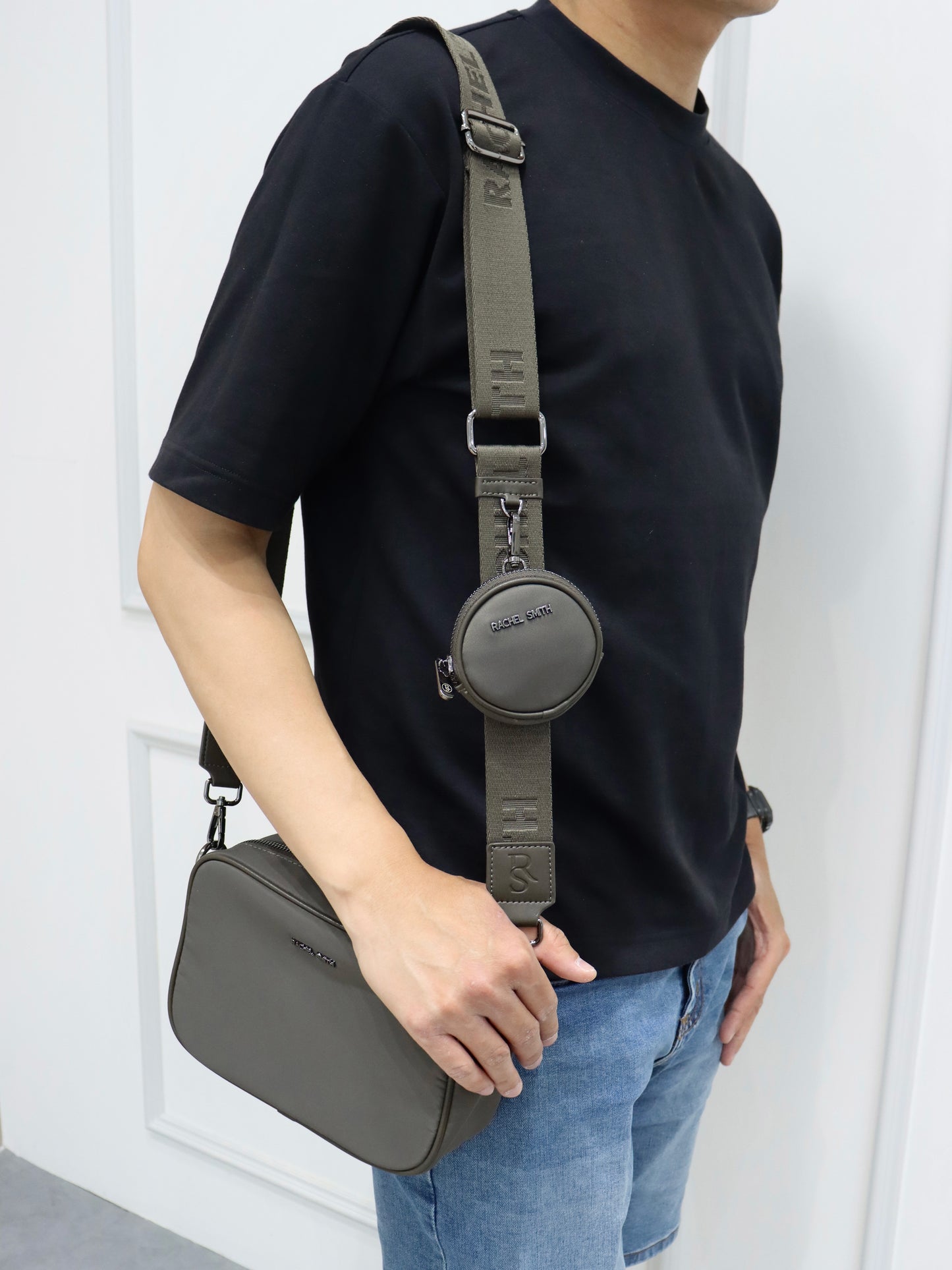 Leslie Unisex Nylon Crossbody Bag