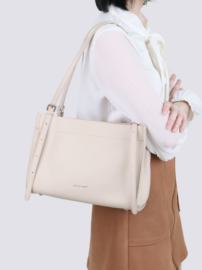 Daphne Tote Bag