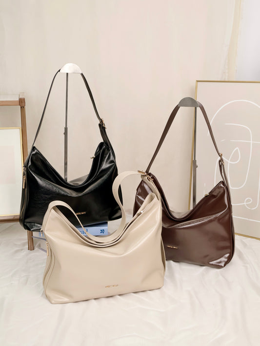 Lisa Slouchy Tote Bag